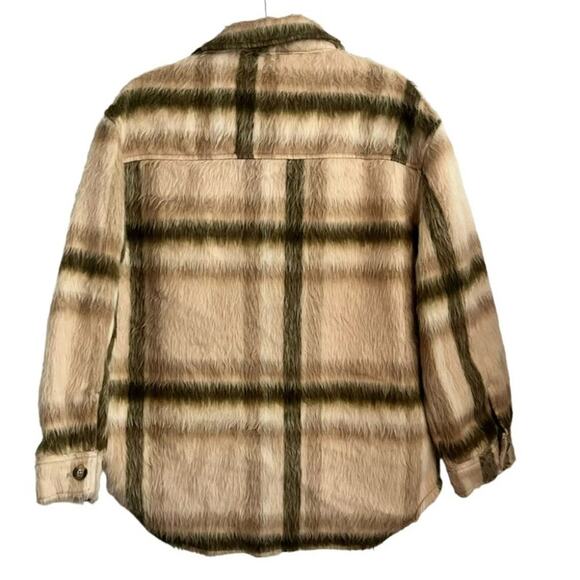 American Eagle plaid jacket - Picture 2 of 3